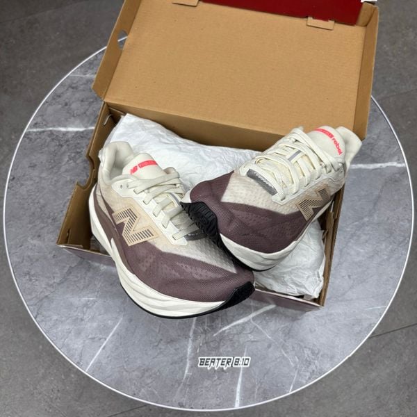 834 - Giày thể thao New Balance Fuelcell Rebel V5 Angora Earth Shadow -  WFCXLJ5