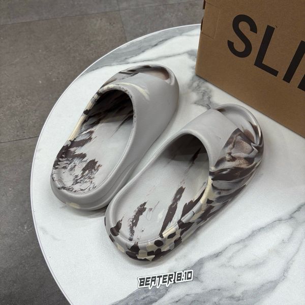 350 - Dép Adidas Yeezy Slide Enflame Oil Grey - GZ5553