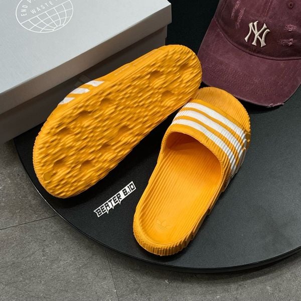 492 - Dép Quai Ngang Adidas Adilette 22 Orange Pastel - IE9183