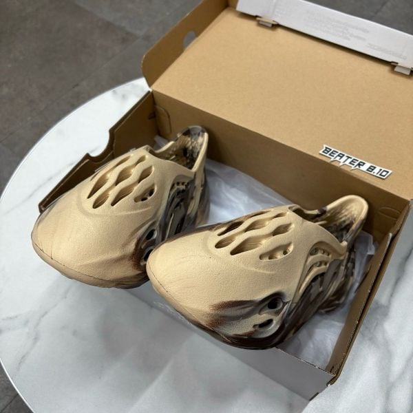 322 - Giày Adidas Yeezy Foam Rnnr ‘MX Cream Clay’ - GX8774