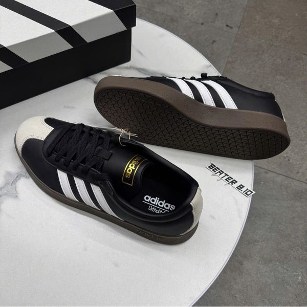 890 - Giày Adidas VL Court 2.0 ‘Black White Gum’ - ID6017