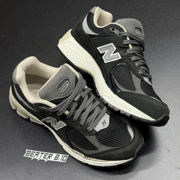 524 - Giày Thể Thao New Balance 2002R Black Castlerock - M2002RNC