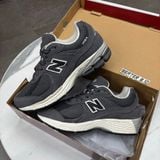 493 - Giày New Balance 2002R lẻ size, thanh lý giá tốt