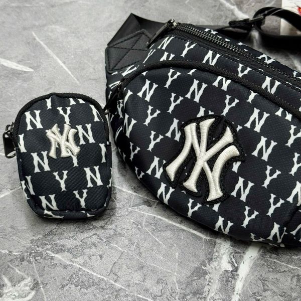498 - Túi Bao Tử MLB Monogram Hip Sack New York Yankees 3AHSM012N-50BKS