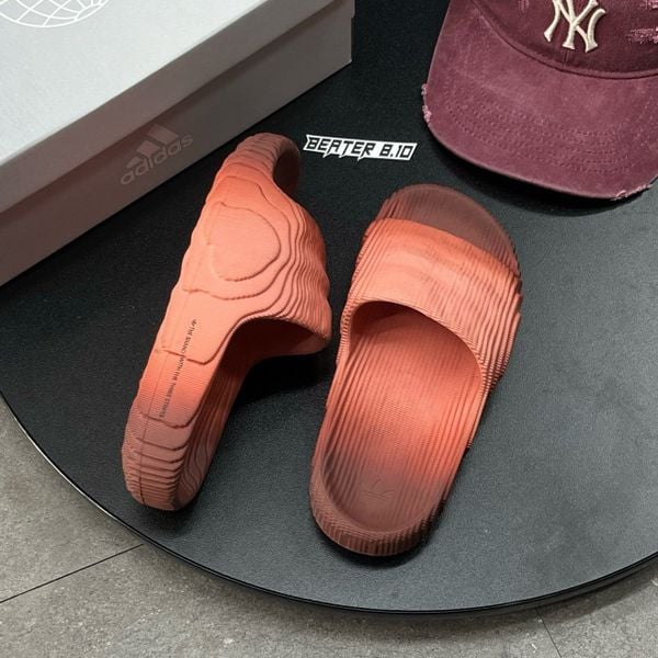 317 - Dép Quai Ngang Adidas Adilette 22 'Wild Sepia' - IG7492