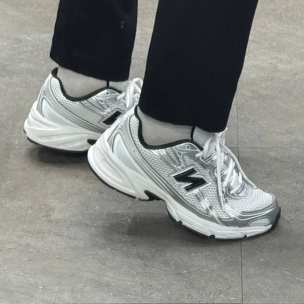 930 - Giày New Balance 740 