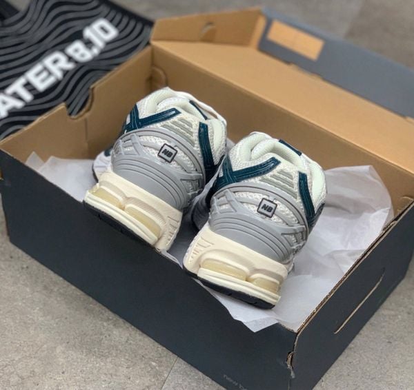 575 - Giày Thể Thao New Balance 1906r White Navy Silver - M1906RFA