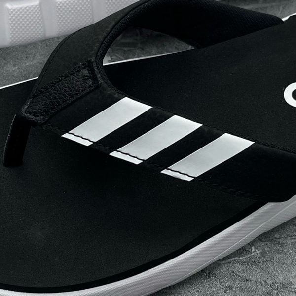 Dép Xỏ Ngón Adidas Comfort Flip Flops 