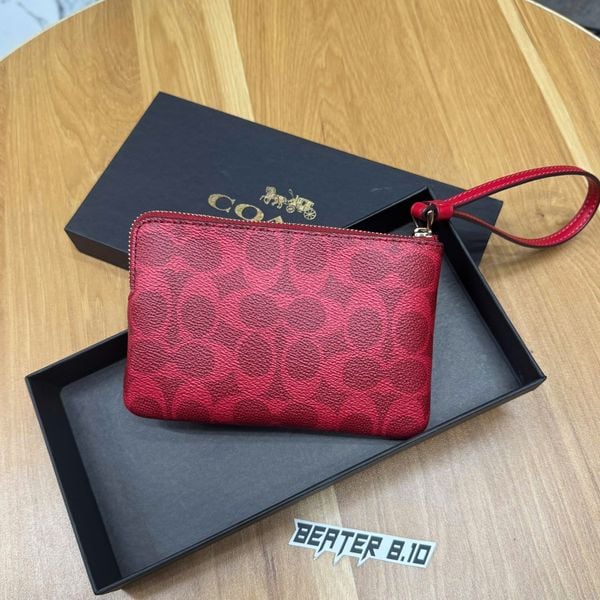 884 - Ví Coach 'Berry Red' Corner Zip Monogram Wristlet In Signature Canvas - H2592 - CAQ75