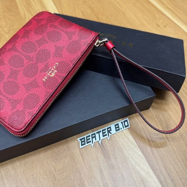 884 - Ví Coach 'Berry Red' Corner Zip Monogram Wristlet In Signature Canvas - H2592 - CAQ75