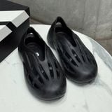 924 - Giày Adidas Lightblaze Moc Core Black Carbon - JH7039