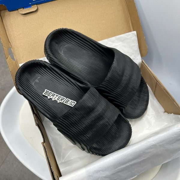 Dép Adidas Adilette 22 Black Scarlet 