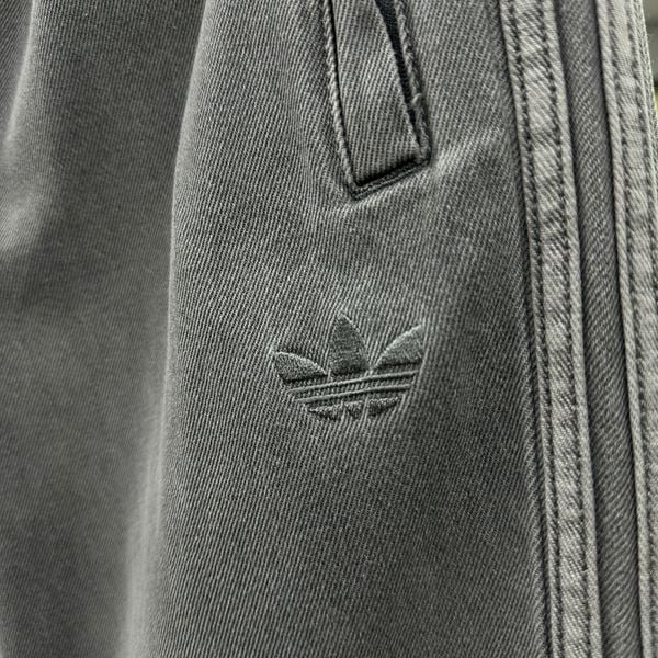 Quần Adidas Track Pant Denim Stone Dáng Rộng Adicolor - JW5920 - 1335