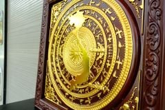 Tranh Trống Đồng - Khung Vuông - Kích Thước 81x81Cm Gỗ Gõ Đỏ