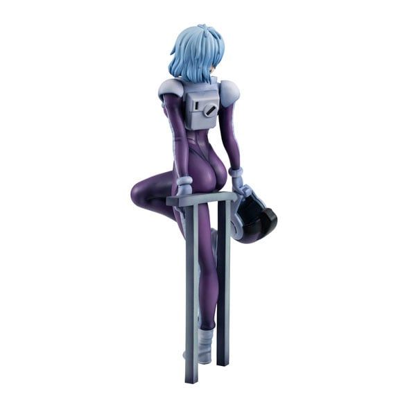 Gundam Girls Generation Aina Sahalim Snow Night Ver. - Mobile Suit Gundam The 08th MS Team | MegaHouse figure