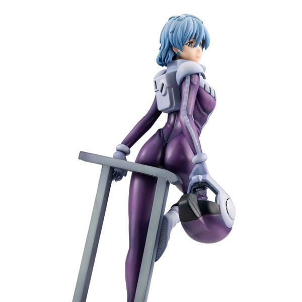 Gundam Girls Generation Aina Sahalim Snow Night Ver. - Mobile Suit Gundam The 08th MS Team | MegaHouse figure