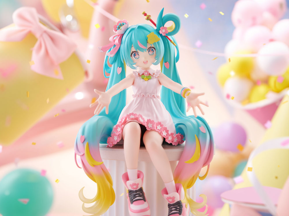 Hatsune Miku 10th Anniversary - Vocaloid Noodle Stopper | FuRyu