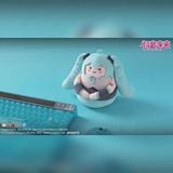 Hatsune Miku Squinting Eyes Series Plush Phone Holder | Moeyu Goods