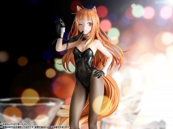 Holo Bunny Ver Illustration by Jyuu Ayakura KDcolle 1/7 - Spice and Wolf | KADOKAWA Figure