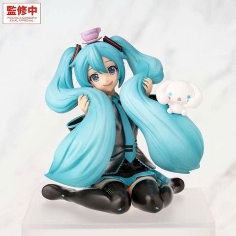 Premium Chokonose Cinnamoroll Hatsune Miku - Piapro Characters | Sega Fave Figure