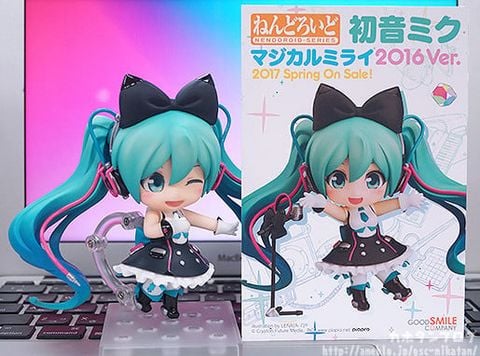 Nendoroid 673 Hatsune Miku Magical Mirai 2016 Ver. - "VOCALOID" Series | Good Smile Company Figure