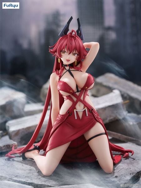 Red Hood Nonsense Red - Goddess of Victory NikkeNoodle Stopper Figure | FuRyu Figure
