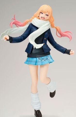 Marin Kitagawa Fuyu Seifuku ver. - My Dress Up Darling 2 Glitter & Glamours | Bandai Spirits Figure