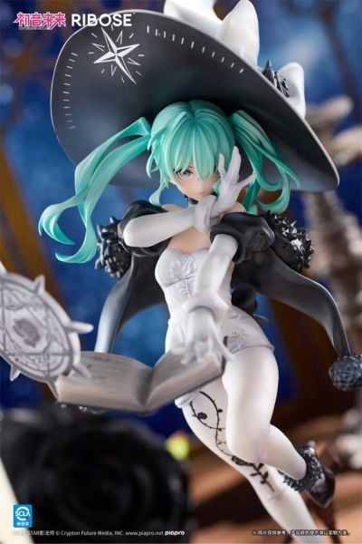 Rise Up Hatsune Miku Fantasia Witch Ver. 1/8 - Vocaloid | Ribose Figure