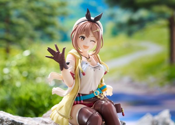 Reisalin Stout Wink Ver. - Atelier Ryza Tokoyami no Joou to Himitsu no Kakurega KT Model+ Noodle Stopper Figure | FuRyu Figure