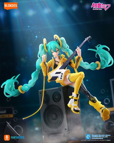 Hatsune Miku - Piapro Characters Fantastics Series | Blokees Model Kit