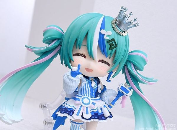 Nendoroid 2959 Hatsune Miku Lawson 50th Anniversary Special Live Ver. - Vocaloid | Good Smile Company Figure