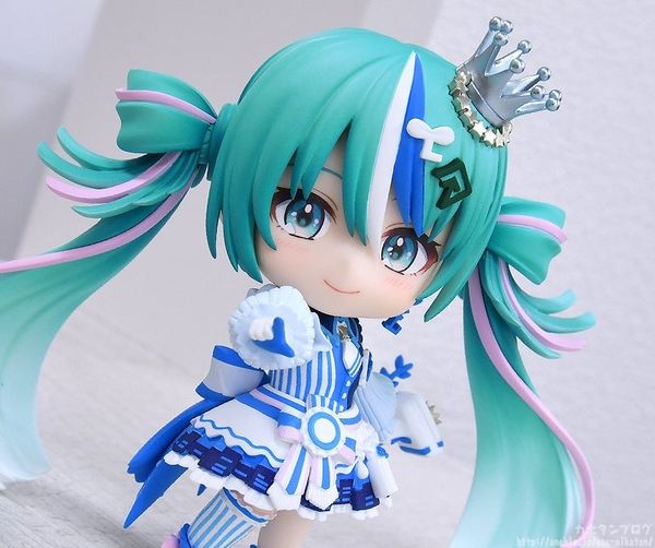 Nendoroid 2959 Hatsune Miku Lawson 50th Anniversary Special Live Ver. - Vocaloid | Good Smile Company Figure