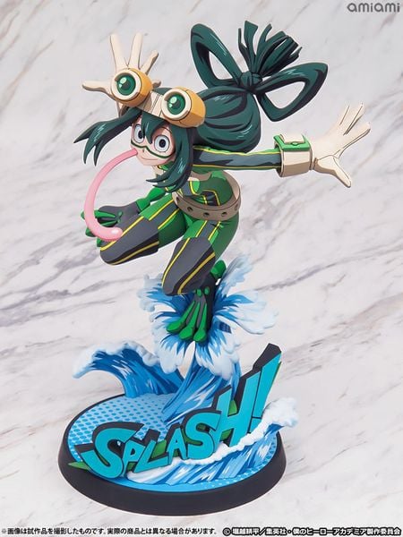 Tsuyu Asui Two Dimensioning Ver. 1/8 - My Hero Academia | Takara Tomy Figure