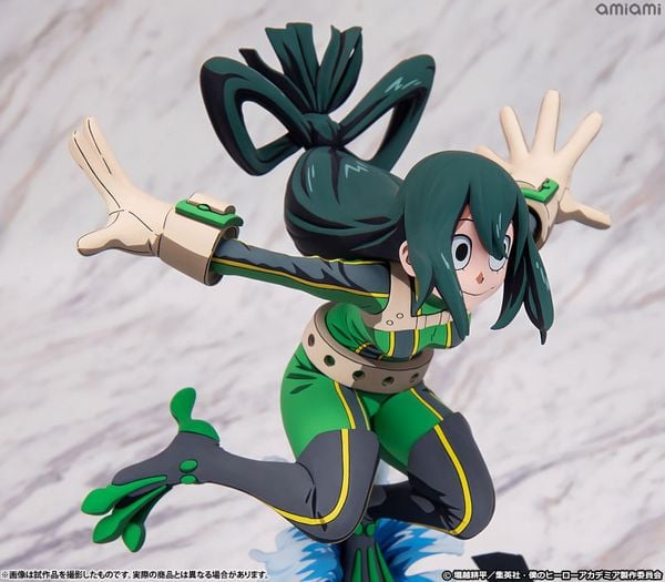 Tsuyu Asui Two Dimensioning Ver. 1/8 - My Hero Academia | Takara Tomy Figure