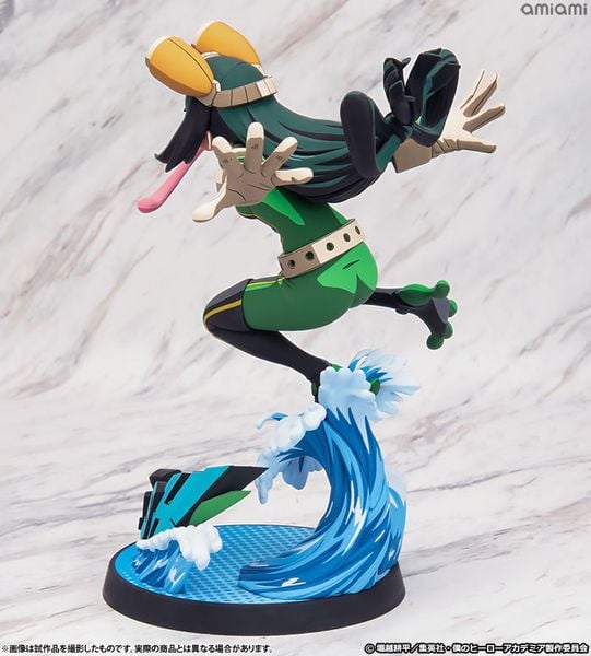 Tsuyu Asui Two Dimensioning Ver. 1/8 - My Hero Academia | Takara Tomy Figure