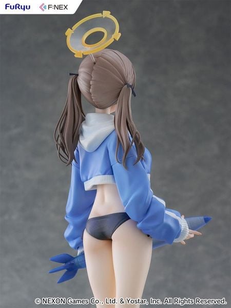 1/7 Moe Swimsuit Ver. - Blue Archive | FuRyu Figure