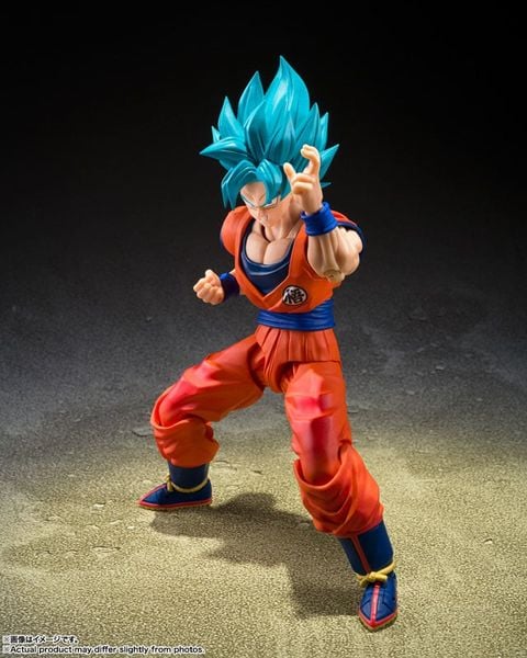 S.H.Figuarts Super Saiyan God Super Saiyan Son Goku Genkai wo Koeshi Aoki Chikara - Dragon Ball Super Dragon Ball Series | BANDAI SPIRITS figure
