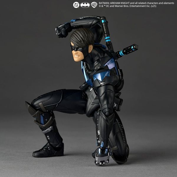 Revoltech Amazing Yamaguchi Nightwing - Batman Arkham Knight | Kaiyodo Figure