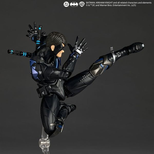 Revoltech Amazing Yamaguchi Nightwing - Batman Arkham Knight | Kaiyodo Figure