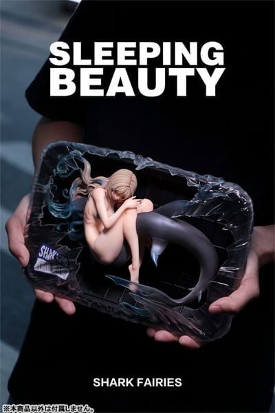Black Fin - Shark Fairies | WE ART DOING figure