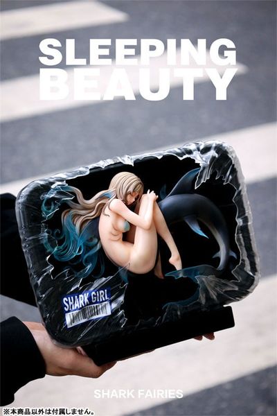 Black Fin - Shark Fairies | WE ART DOING figure