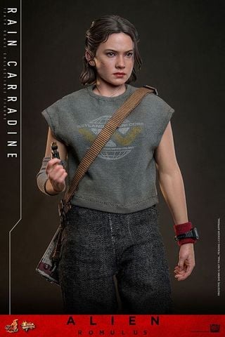 Movie Masterpiece Rain Carradine 1/6 - Alien Romulus | Hot Toys Figure