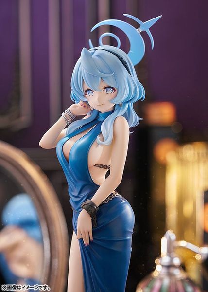 Ako Dress 1/7 - Blue Archive | Good Smile Company Figure