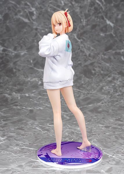 Chisato Nishikigi Oversized Sweatshirt Ver. 1/7 - Lycoris Recoil | Phat Company Figure