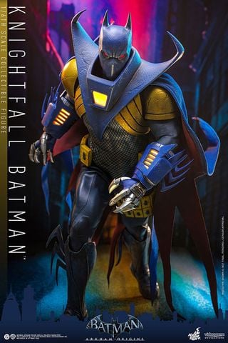 Batman Bruce Wayne Knightfall 1/6 - Batman Arkham Origins | Hot Toys Figure