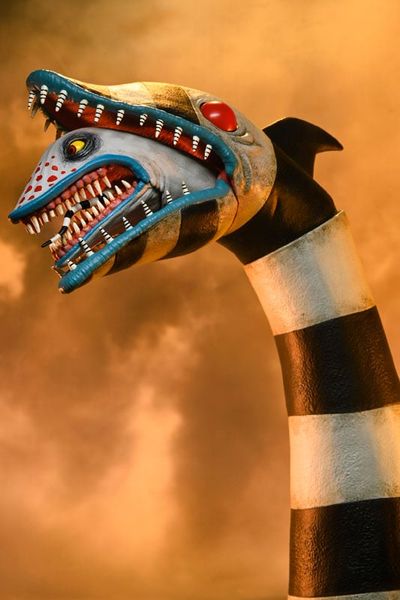 Matador Beetlejuice and Sandworm Ultimate 7 Inch 2PK - Beetlejuice Beetlejuice | Neca Action Figure