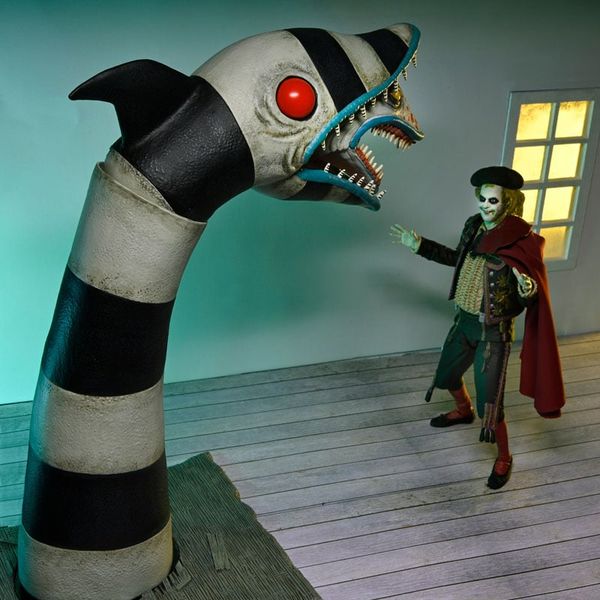 Matador Beetlejuice and Sandworm Ultimate 7 Inch 2PK - Beetlejuice Beetlejuice | Neca Action Figure