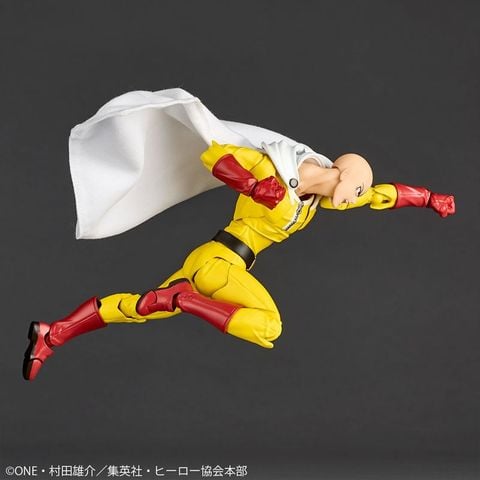 Revoltech Amazing Yamaguchi Saitama - One Punch Man | Kaiyodo Figure