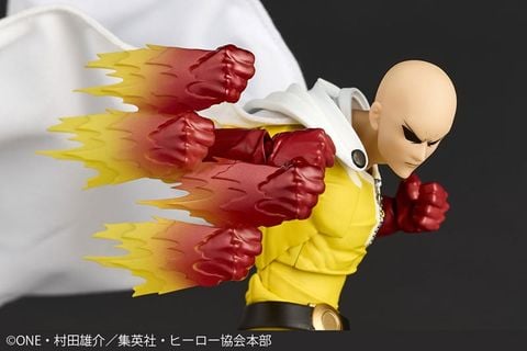 Revoltech Amazing Yamaguchi Saitama - One Punch Man | Kaiyodo Figure