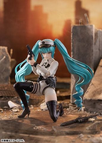 figma 676 Privaty - GODDESS OF VICTORY NIKKE | Max Factory Figure